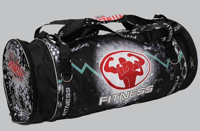 Спортивна сумка, на думку спортсменів, повинна бути функціональною, зручною і недорогий